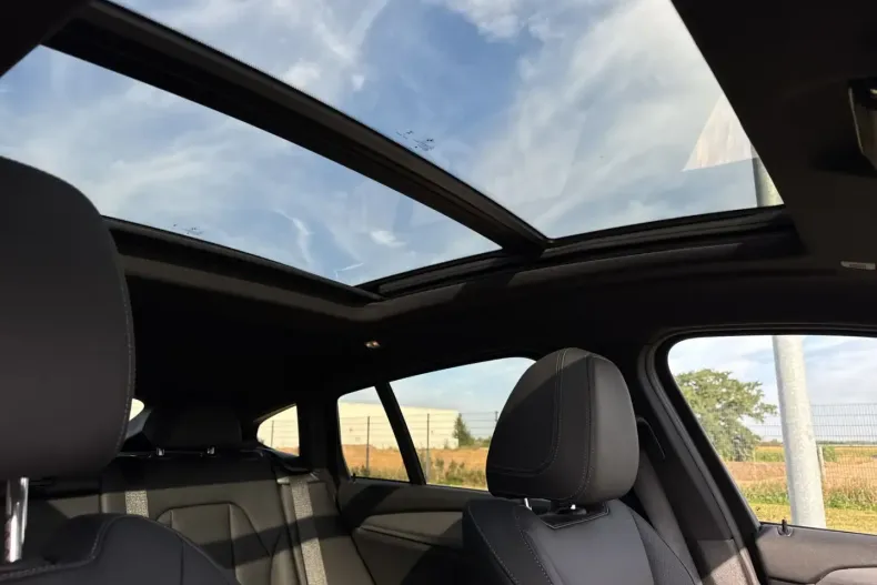 BMW X4 (Seria X) din 2024 cu 19.220 km - oferta BMW182736 - foto 17