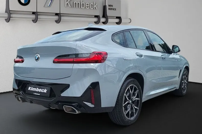 BMW X4 (Seria X) din 2024 cu 17.749 km - oferta BMW182738 - foto 2
