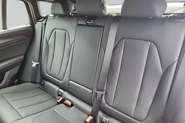 BMW X4 (Seria X) din 2024 cu 17.749 km - oferta BMW182738 - foto 7