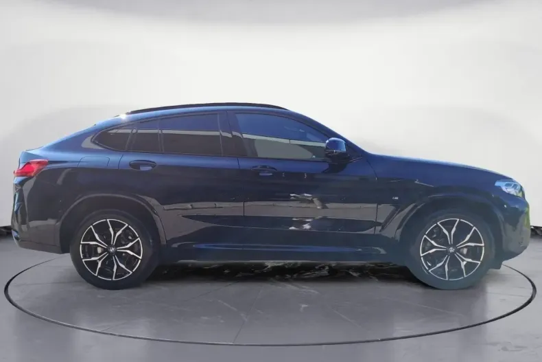 BMW X4 (Seria X) din 2024 cu 24.536 km - oferta BMW182741 - foto 6