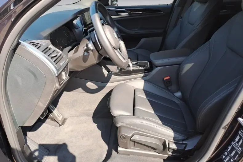 BMW X4 (Seria X) din 2024 cu 24.536 km - oferta BMW182741 - foto 8