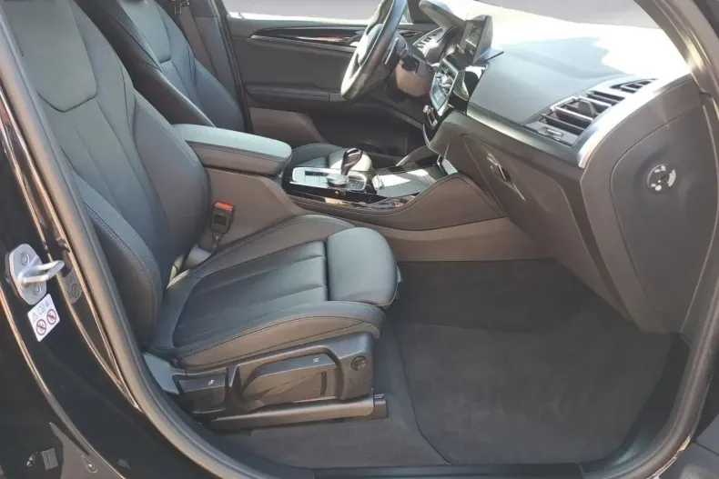 BMW X4 (Seria X) din 2024 cu 24.536 km - oferta BMW182741 - foto 9