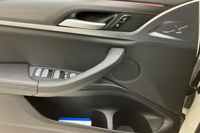 BMW X4 (Seria X) din 2025 cu 20.000 km - oferta BMW182742 - foto 23