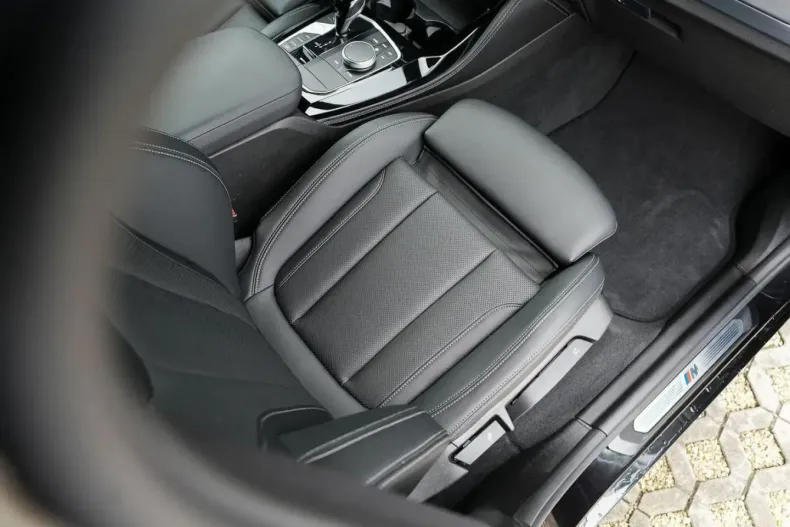 BMW X4 (Seria X) din 2025 cu 22.990 km - oferta BMW182743 - foto 15