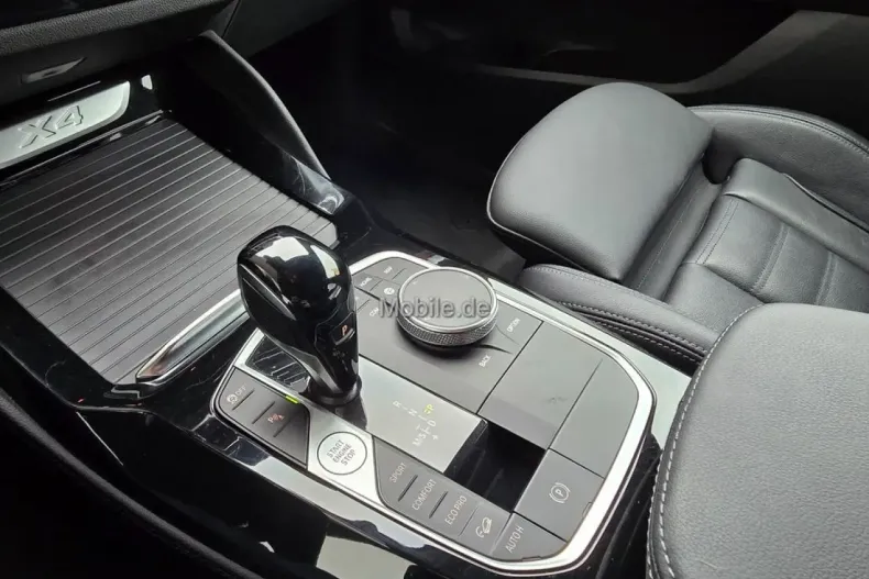 BMW X4 (Seria X) din 2024 cu 21.599 km - oferta BMW182745 - foto 15