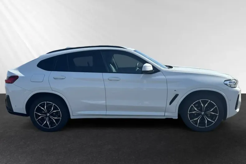 BMW X4 (Seria X) din 2024 cu 19.180 km - oferta BMW182747 - foto 2
