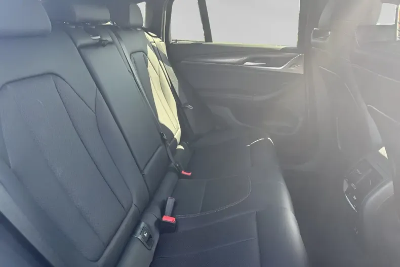 BMW X4 (Seria X) din 2024 cu 19.180 km - oferta BMW182747 - foto 14