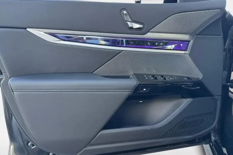 BMW 740 (Seria 7) din 2025 cu 21.400 km - oferta BMW182748 - foto 18