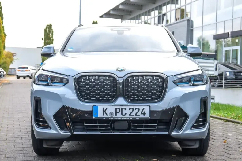 BMW X4 (Seria X) din 2024 cu 17.900 km - oferta BMW182753 - foto 5