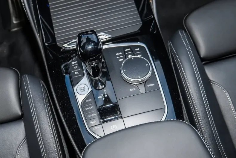 BMW X4 (Seria X) din 2024 cu 17.900 km - oferta BMW182753 - foto 13