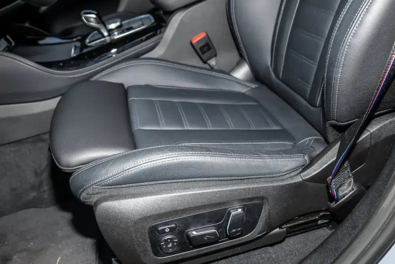 BMW X4 (Seria X) din 2024 cu 17.900 km - oferta BMW182753 - foto 20