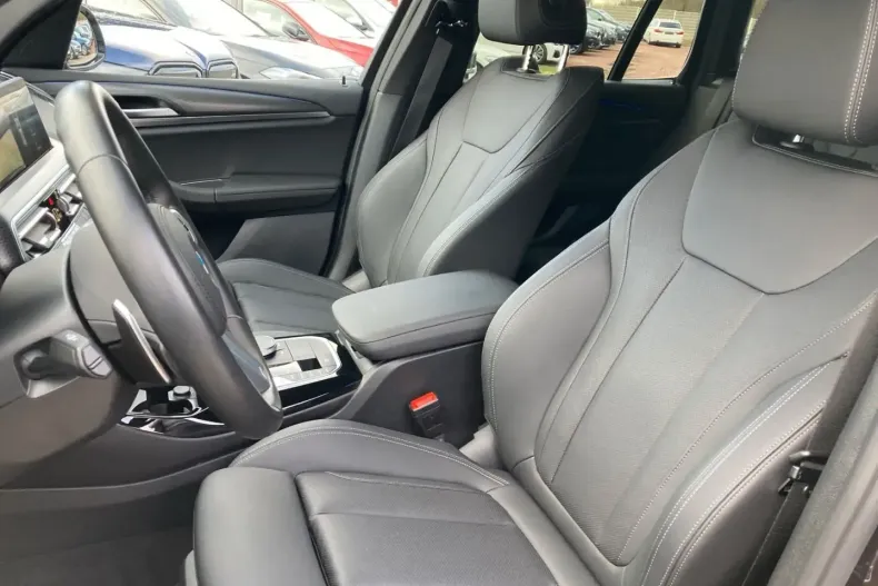 BMW X3 (Seria X) din 2024 cu 13.055 km - oferta BMW182759 - foto 9