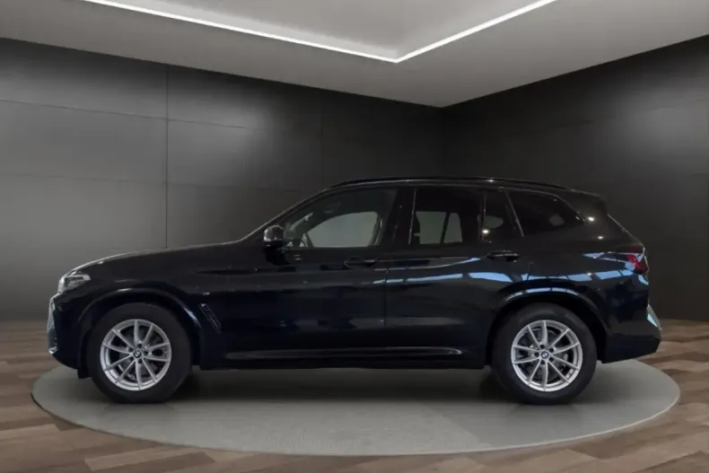 BMW X3 (Seria X) din 2024 cu 27.123 km - oferta BMW182775 - foto 2