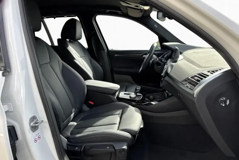 BMW X3 (Seria X) din 2024 cu 12.421 km - oferta BMW182777 - foto 13