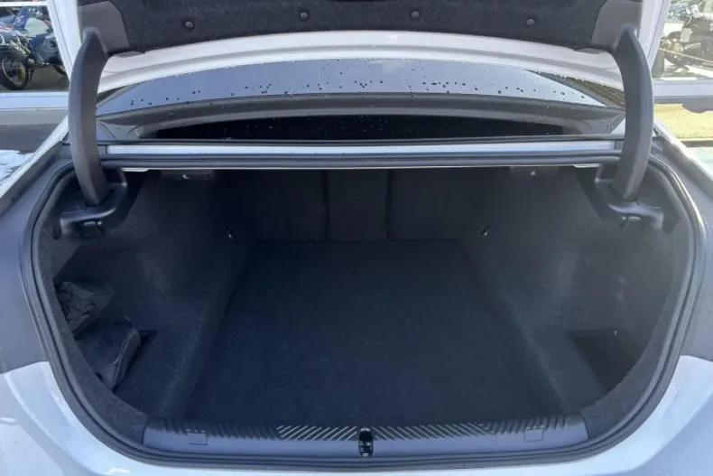 BMW 520 (Seria 5) din 2025 cu 28.107 km - oferta BMW182784 - foto 9