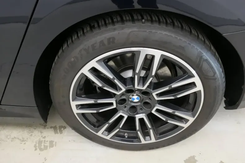 BMW 520 (Seria 5) din 2025 cu 28.892 km - oferta BMW182785 - foto 5