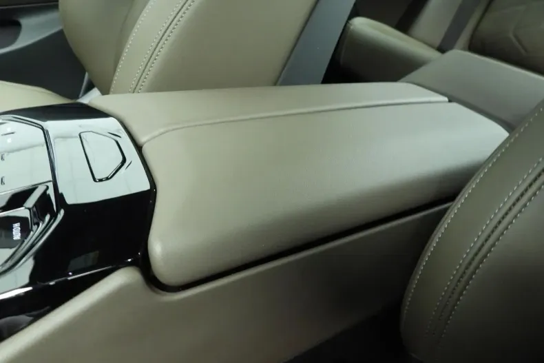 BMW 520 (Seria 5) din 2025 cu 26.000 km - oferta BMW182787 - foto 38