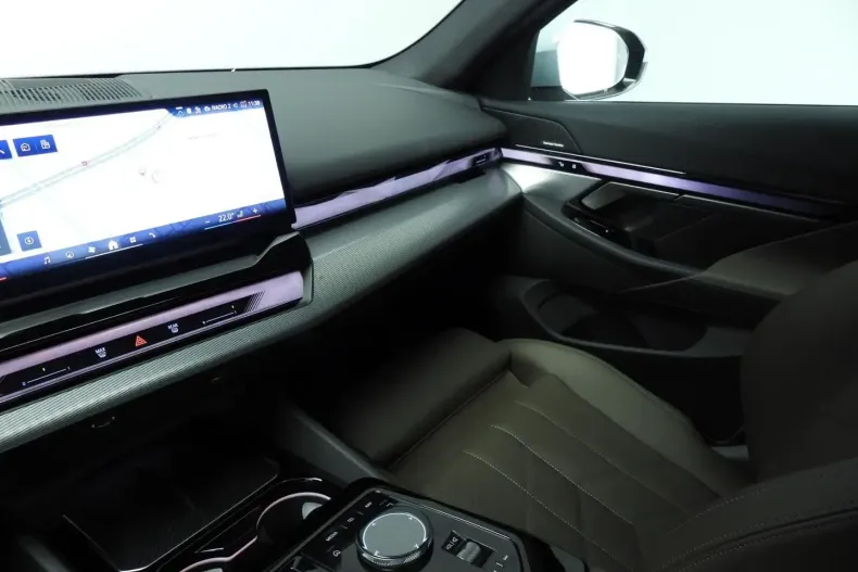 BMW 520 (Seria 5) din 2025 cu 26.000 km - oferta BMW182787 - foto 40