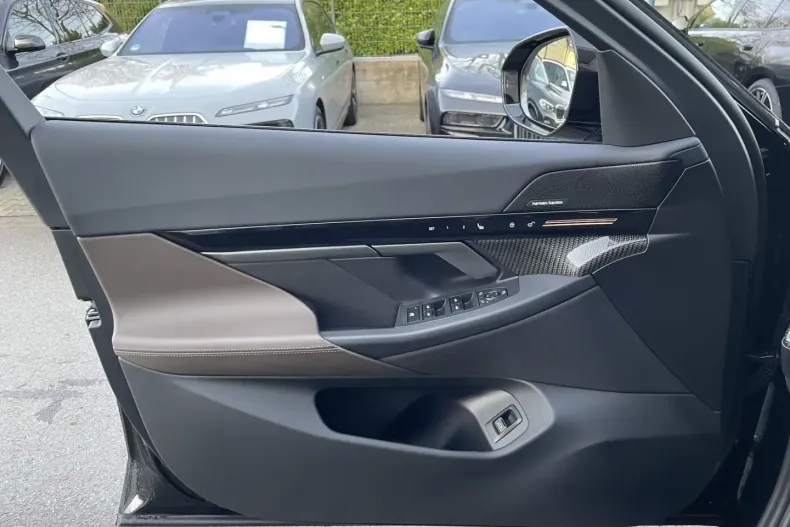 BMW 520 (Seria 5) din 2024 cu 27.054 km - oferta BMW182793 - foto 6