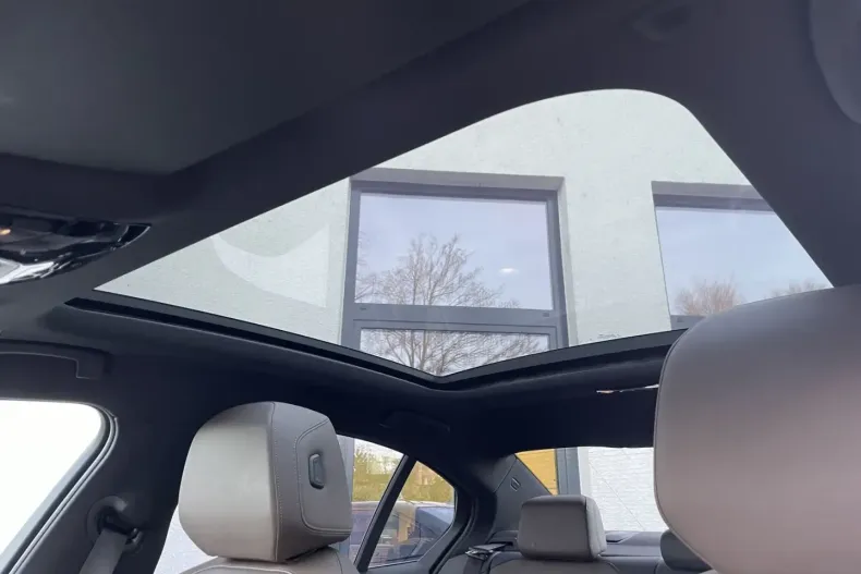 BMW 520 (Seria 5) din 2024 cu 27.054 km - oferta BMW182793 - foto 11