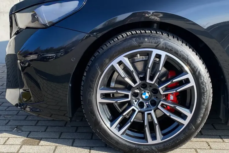 BMW 520 (Seria 5) din 2025 cu 15.700 km - oferta BMW182794 - foto 2