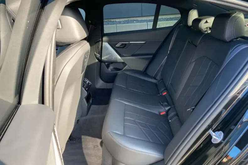 BMW 520 (Seria 5) din 2025 cu 15.700 km - oferta BMW182794 - foto 7