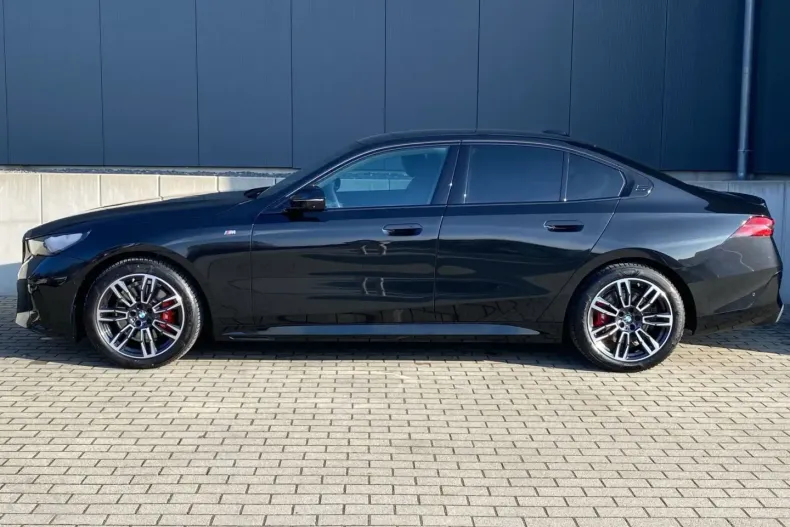 BMW 520 (Seria 5) din 2025 cu 15.700 km - oferta BMW182794 - foto 10