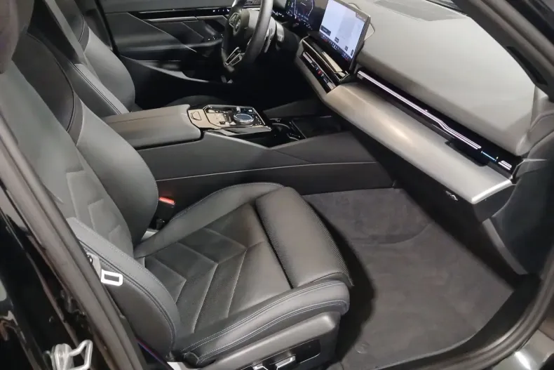 BMW 520 (Seria 5) din 2024 cu 20.825 km - oferta BMW182795 - foto 8