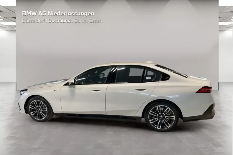 BMW 520 (Seria 5) din 2024 cu 19.122 km - oferta BMW182798 - foto 3