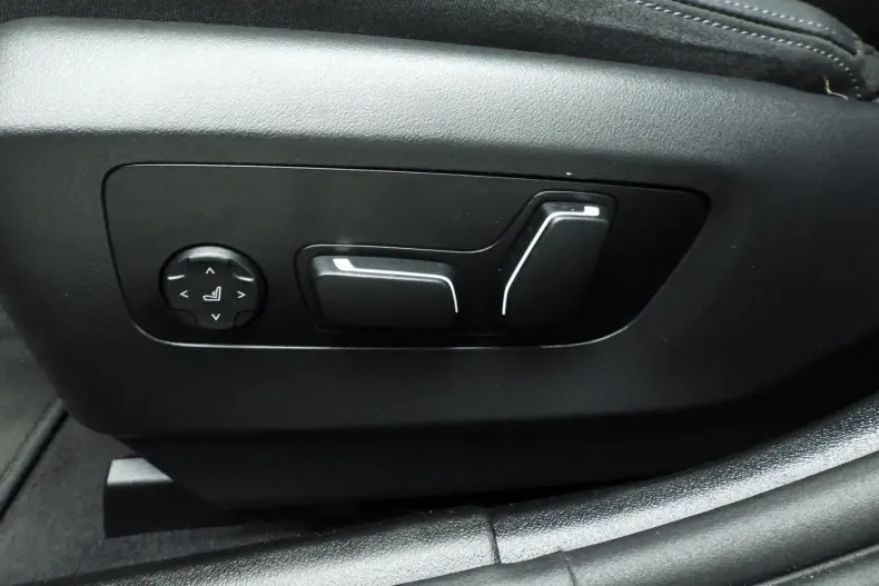 BMW 520 (Seria 5) din 2024 cu 26.000 km - oferta BMW182799 - foto 38