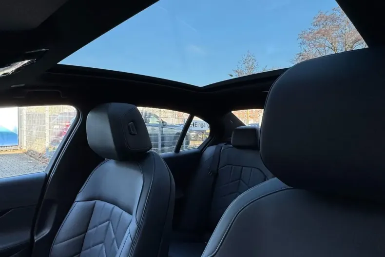 BMW 520 (Seria 5) din 2025 cu 24.776 km - oferta BMW182807 - foto 27