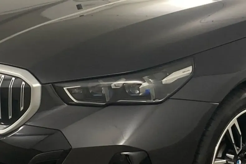 BMW 520 (Seria 5) din 2024 cu 23.180 km - oferta BMW182813 - foto 6