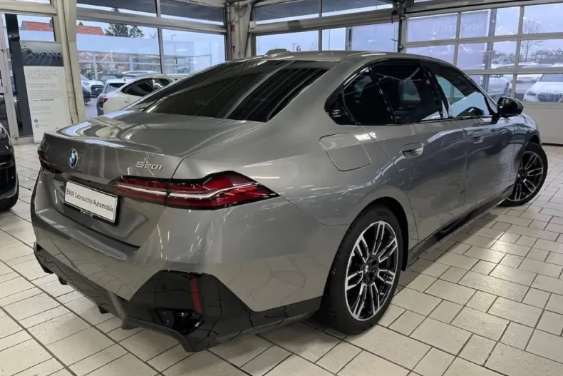 BMW 520 (Seria 5) din 2025 cu 25.268 km - oferta BMW182815 - foto 3