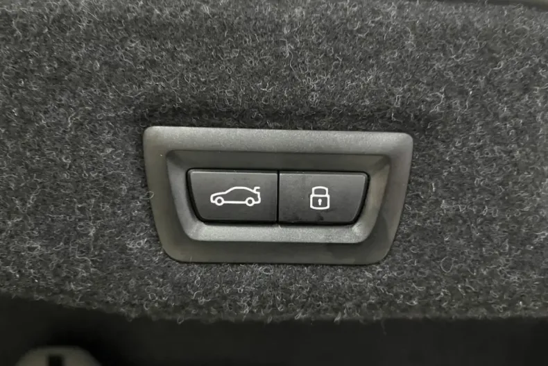 BMW 520 (Seria 5) din 2025 cu 25.268 km - oferta BMW182815 - foto 19