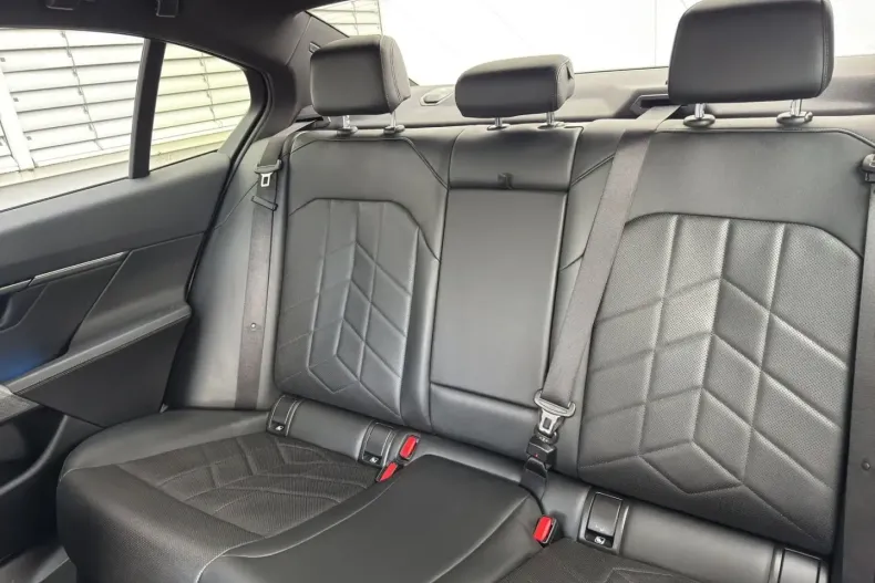 BMW 520 (Seria 5) din 2024 cu 19.780 km - oferta BMW182823 - foto 8