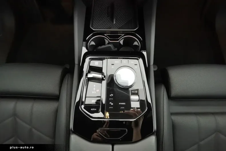 BMW 520 (Seria 5) din 2025 cu 24.391 km - oferta BMW182825 - foto 13