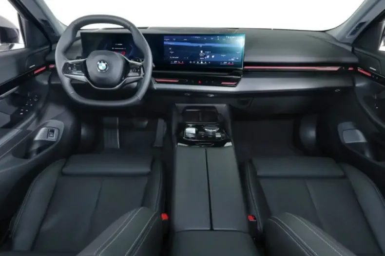 BMW 520 (Seria 5) din 2024 cu 27.750 km - oferta BMW182827 - foto 9