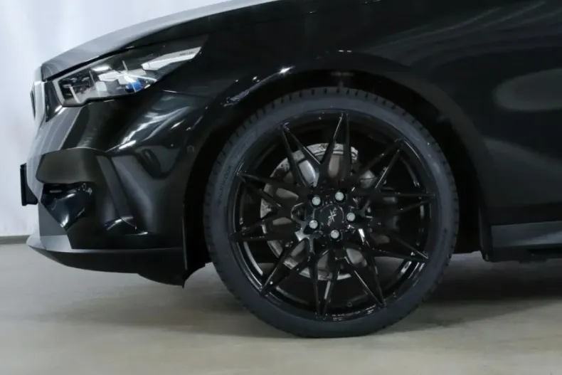 BMW 520 (Seria 5) din 2024 cu 27.750 km - oferta BMW182827 - foto 12