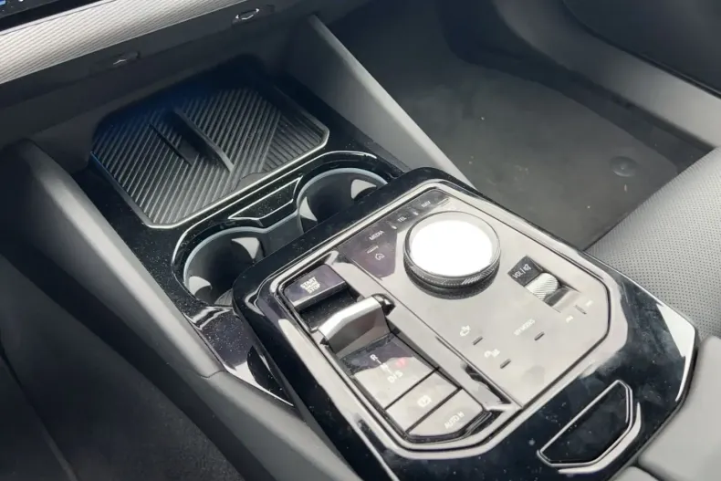 BMW 520 (Seria 5) din 2024 cu 38.538 km - oferta BMW182828 - foto 16