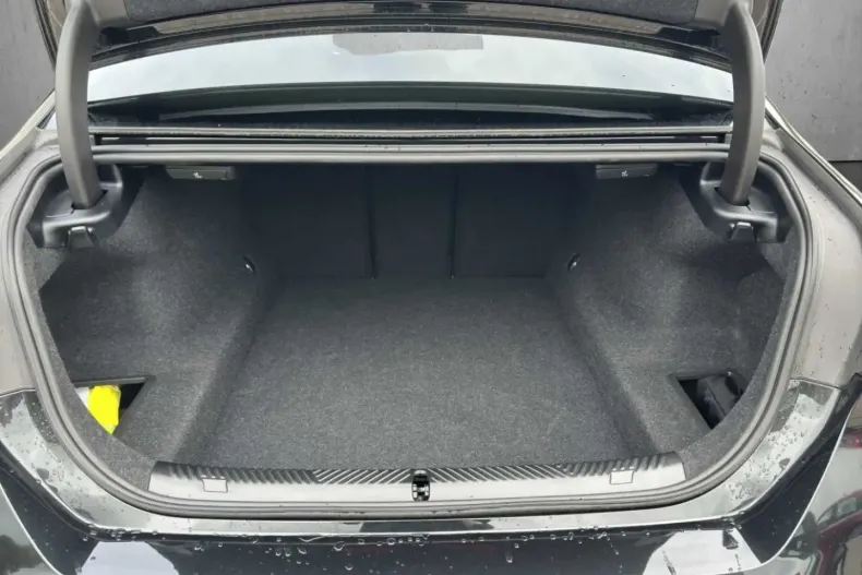 BMW 520 (Seria 5) din 2025 cu 19.471 km - oferta BMW182831 - foto 14