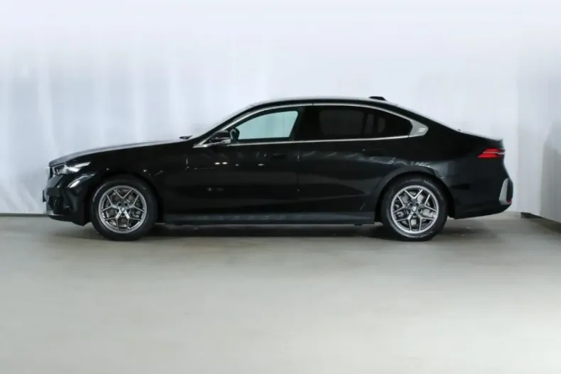 BMW 520 (Seria 5) din 2025 cu 38.958 km - oferta BMW182832 - foto 3