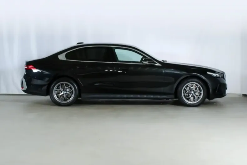 BMW 520 (Seria 5) din 2025 cu 38.958 km - oferta BMW182832 - foto 4