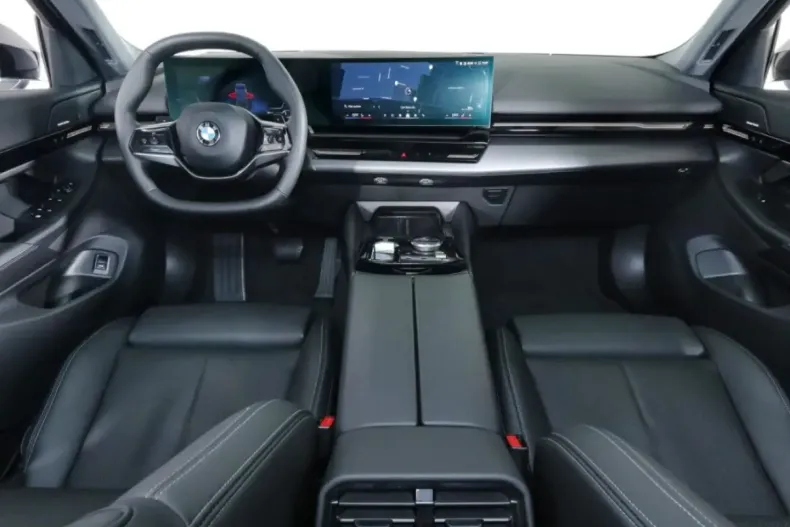 BMW 520 (Seria 5) din 2025 cu 38.958 km - oferta BMW182832 - foto 9