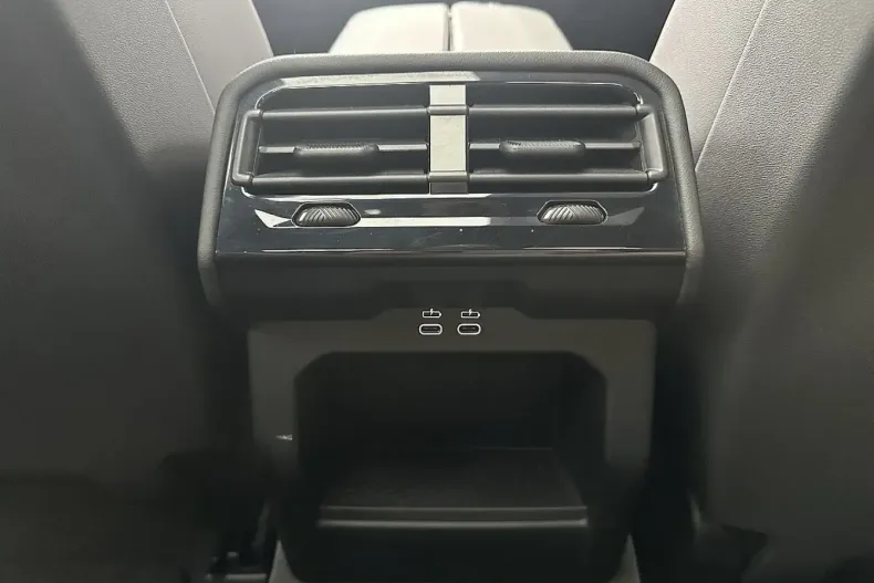 BMW 530 (Seria 5) din 2025 cu 15.350 km - oferta BMW182833 - foto 23