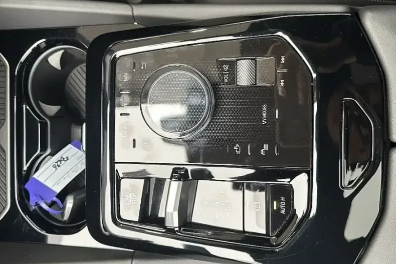 BMW 530 (Seria 5) din 2025 cu 15.350 km - oferta BMW182833 - foto 30