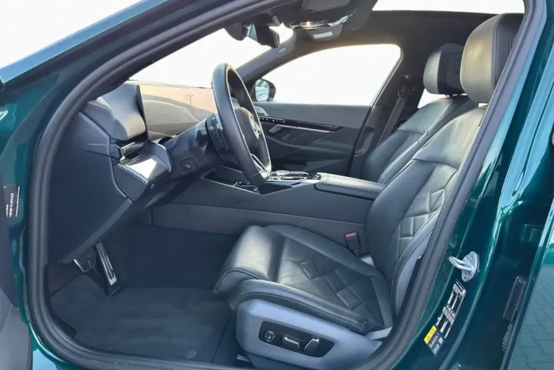 BMW 530 (Seria 5) din 2024 cu 3.045 km - oferta BMW182836 - foto 9