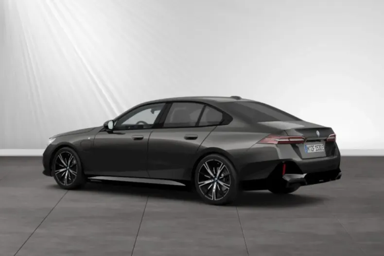 BMW 530 (Seria 5) din 2024 cu 29.800 km - oferta BMW182838 - foto 7