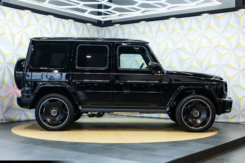 Mercedes-Benz G 63 AMG (Clasa G) din 2025 cu 6.000 km - oferta MER182842 - foto 4