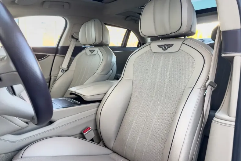 Bentley Flying Spur din 2023 cu 32.000 km - oferta BEN182843 - foto 13