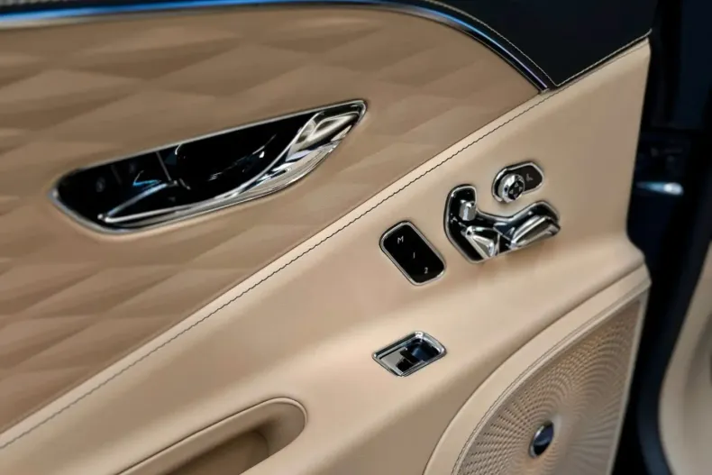 Bentley Flying Spur din 2024 cu 25.800 km - oferta BEN182844 - foto 23